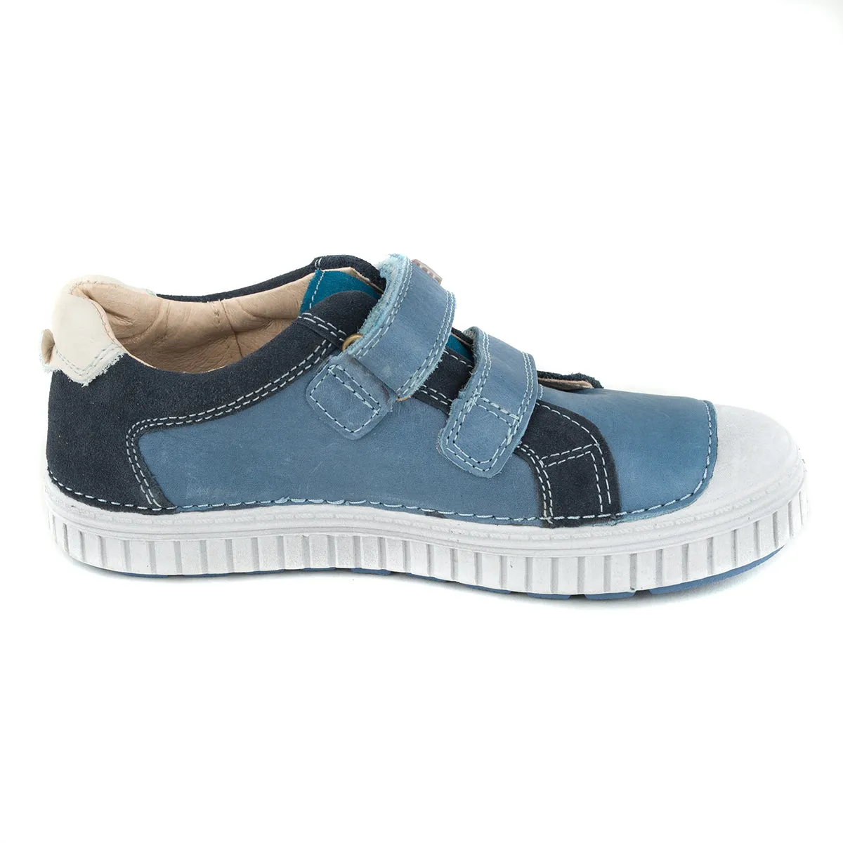 D.D. Step big kid boy shoes blue with red and white decor size US 13-4