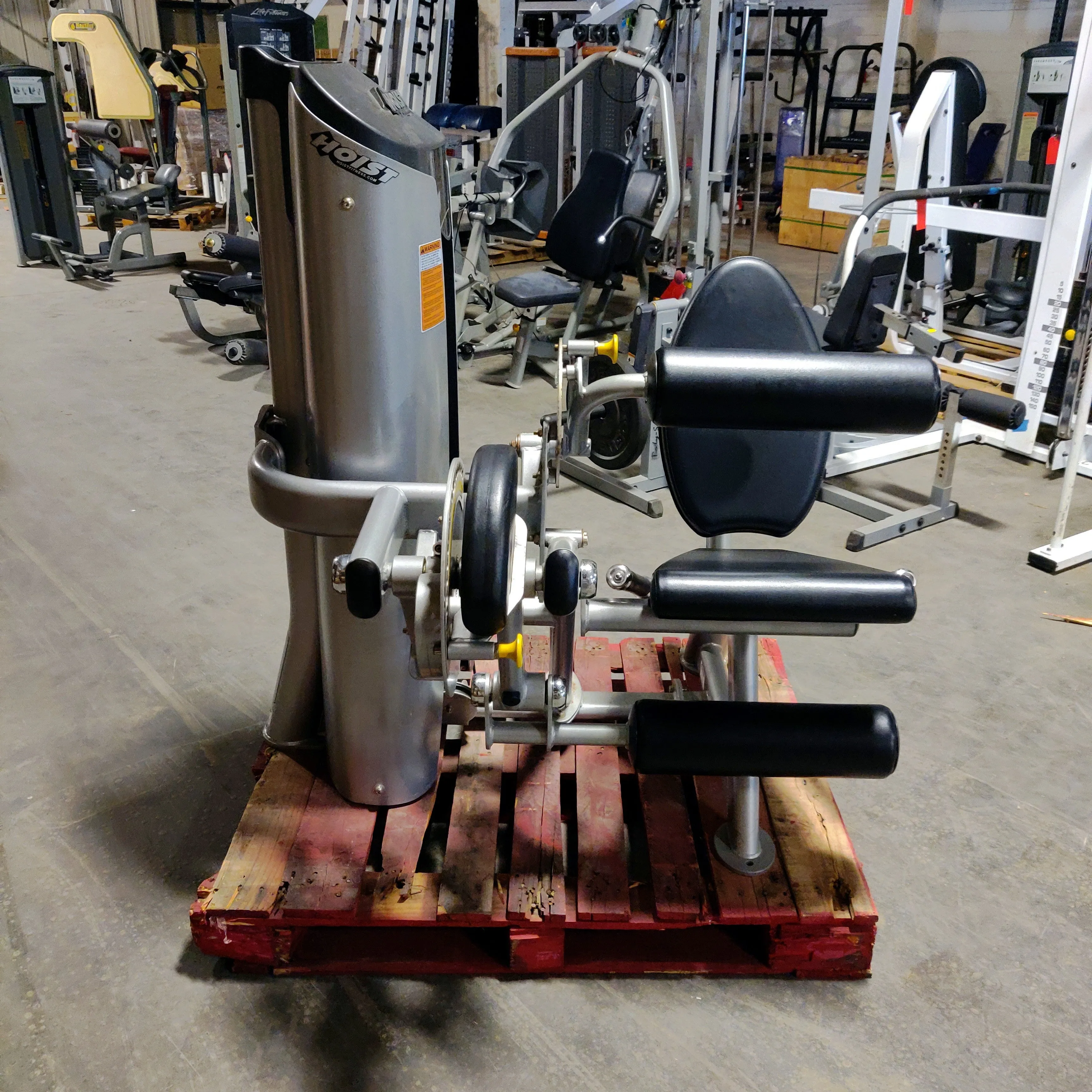 Hoist Fitness HD-3400 Dual Leg Extension/Leg Curl w/HD Weight Stack HARD TO FIND