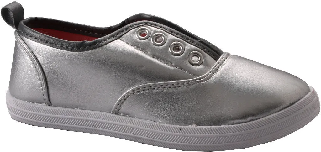 kids size 5-10 silver pu slip ons Case of 18