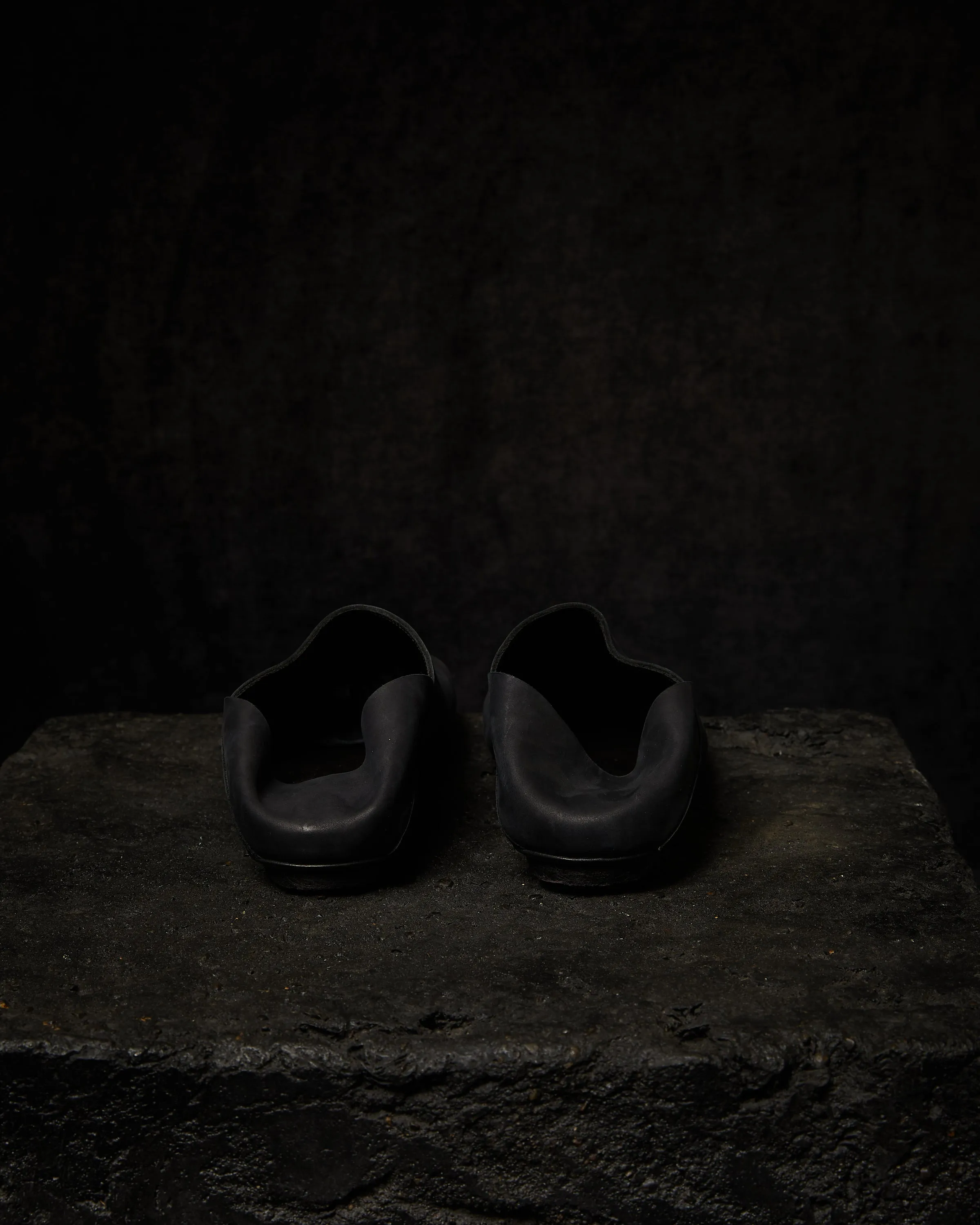 Mens Slippers Black