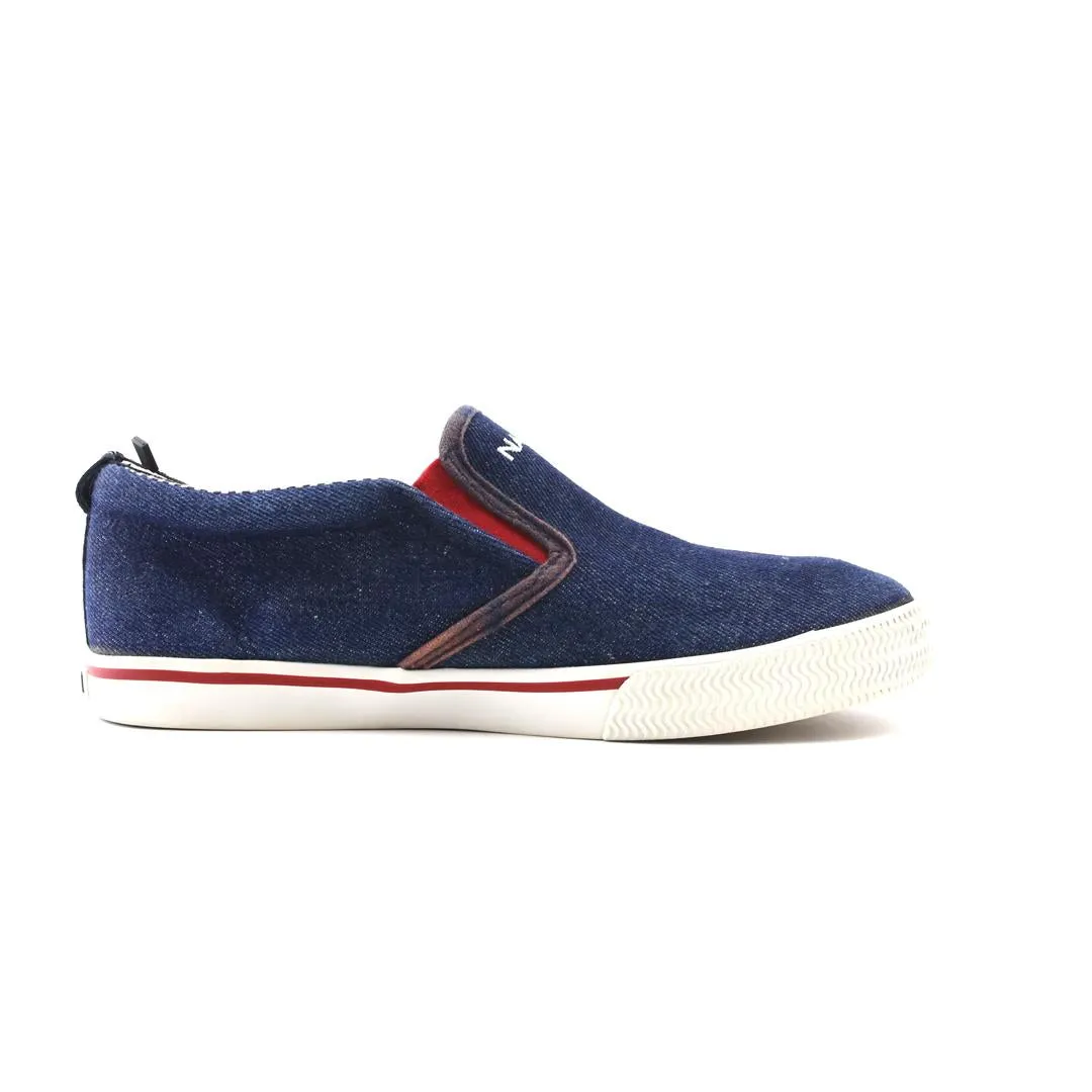 NAUTICA AKELEY