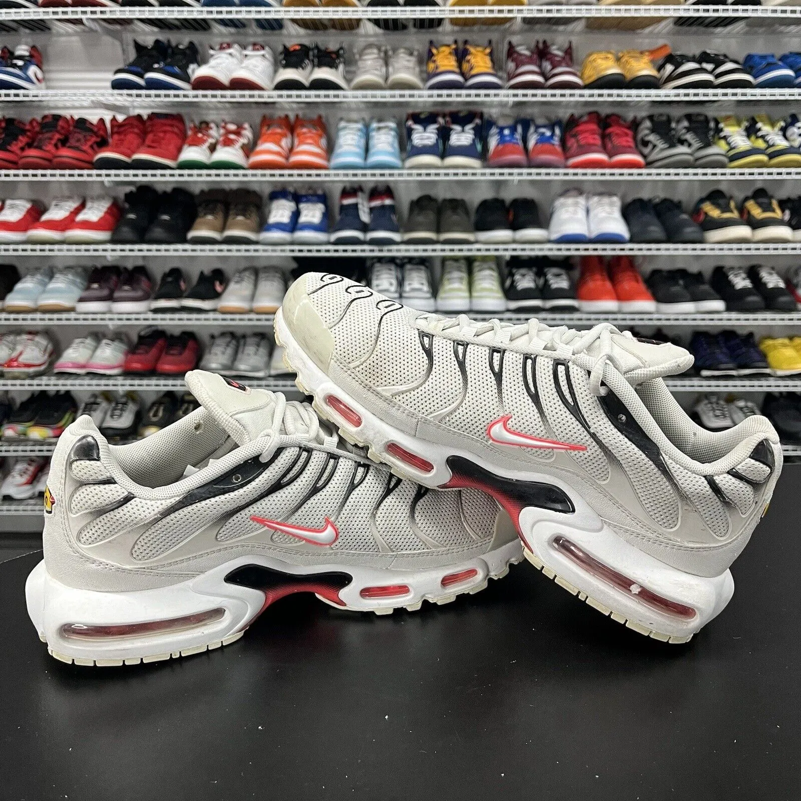 Rare Nike Air Max Plus Light Bone 852630-030 Men's Size 10.5