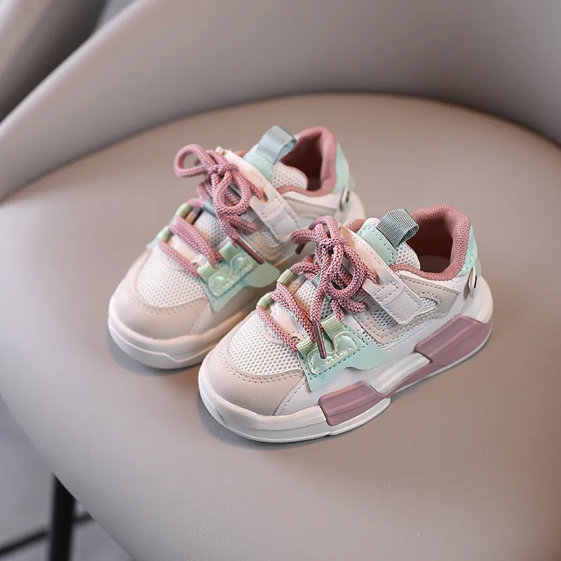 Sneakers with Foam Soles and Stay-in-Place Laces