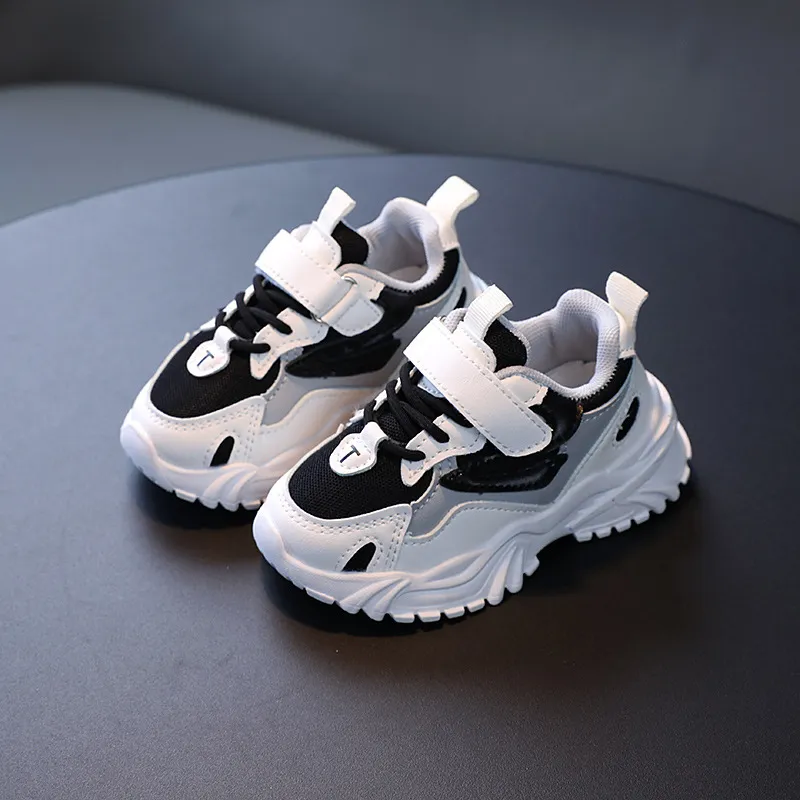 Sporty Color Blocking Sneakers